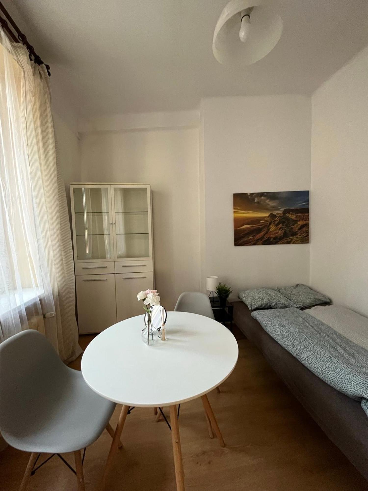Nice Room In Old Town קרקוב מראה חיצוני תמונה
